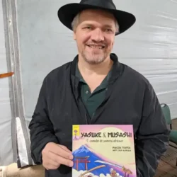 Maicon Tenfen apresenta Yasuke & Musashi na 2ª Bienal do Livro de Jaraguá do Sul